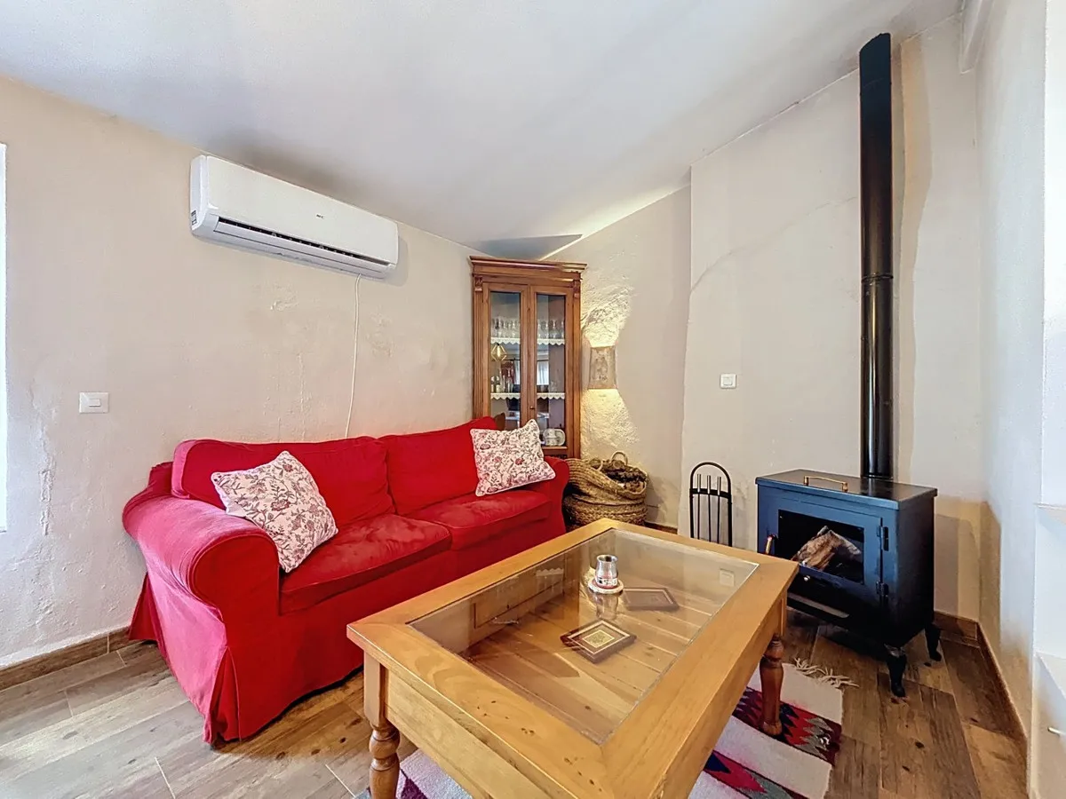 a94ef6a5-655b-482a-b4b8-612ac37b46f8