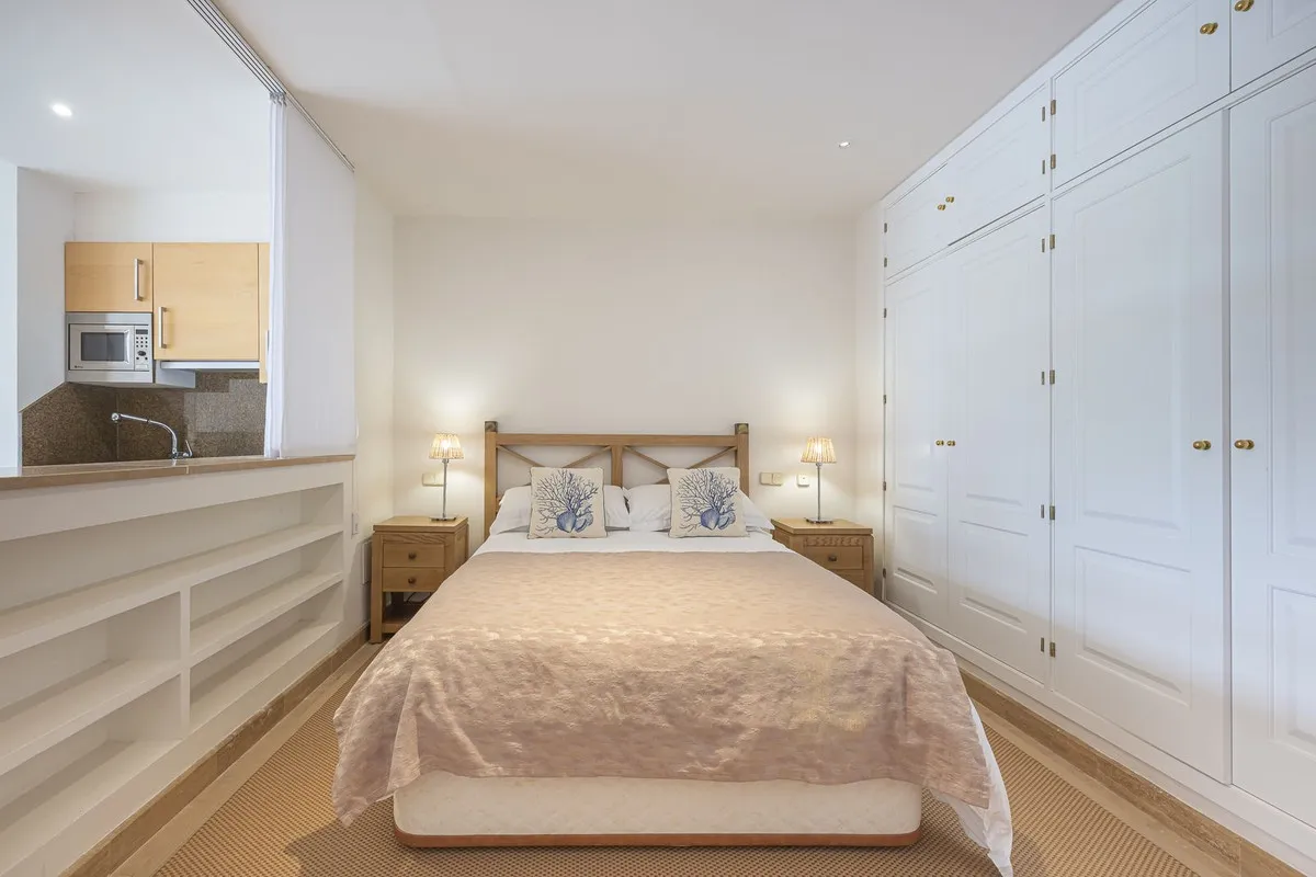 0f6c200a-9d10-4715-9dd7-20c278f34dbd