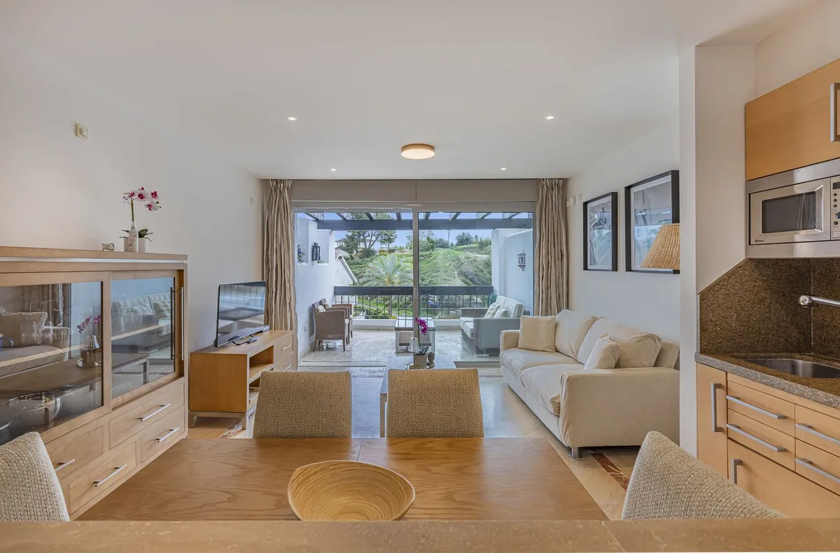 58510484-ae4f-4b4c-8943-c90b6e8c998b