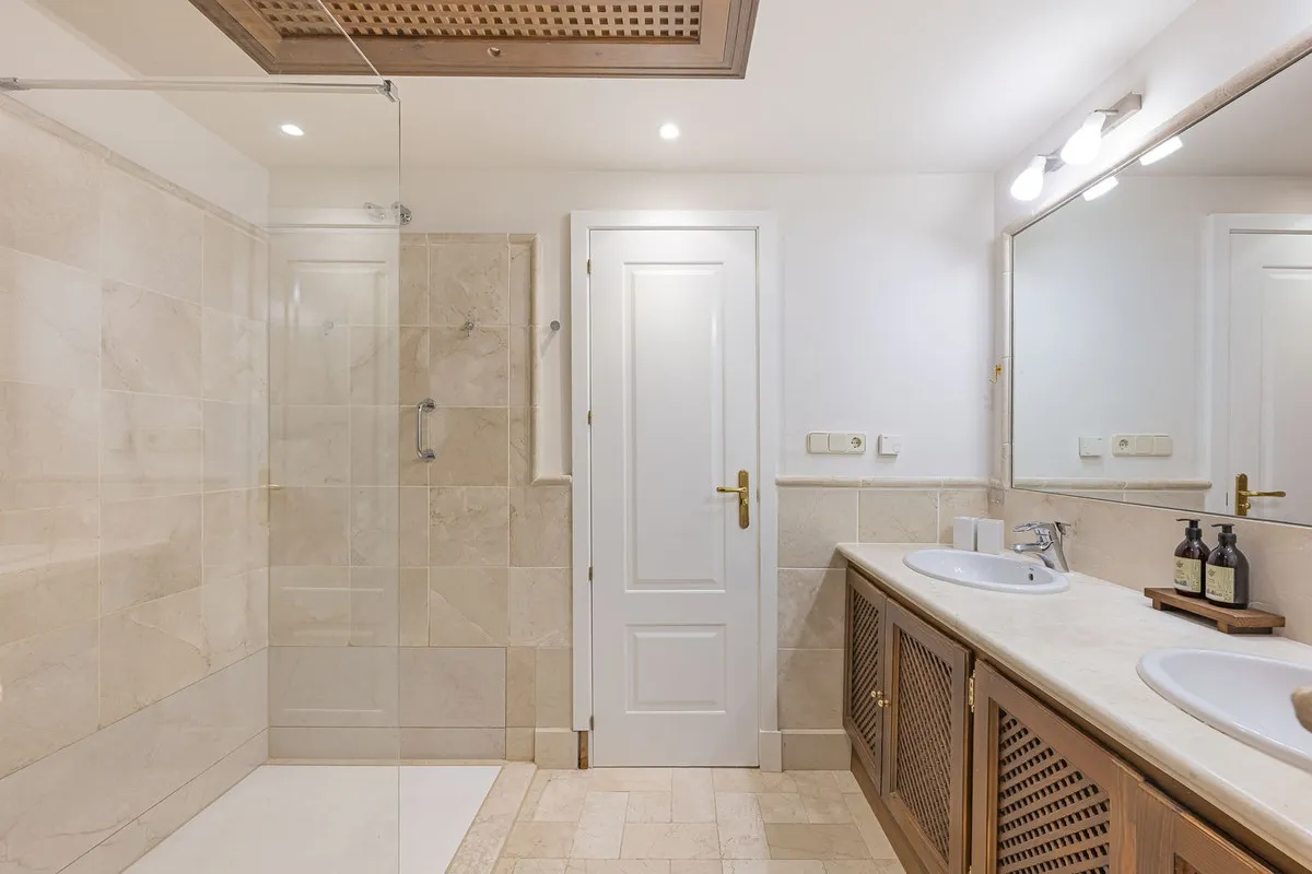 74bc4523-d997-4a31-b6cf-f612b0519a9c