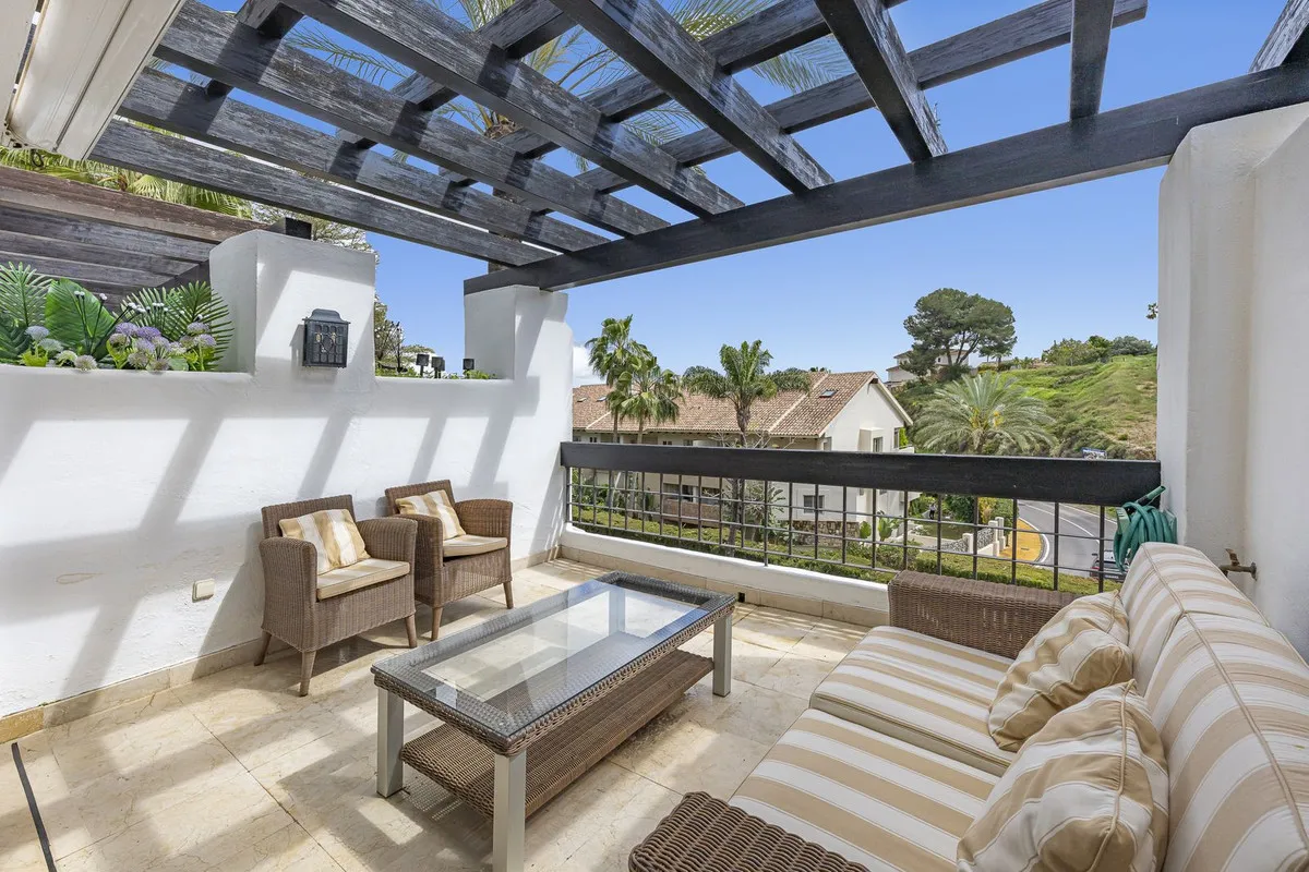 9e8980ce-b0f3-4119-a159-aac97c43fa34