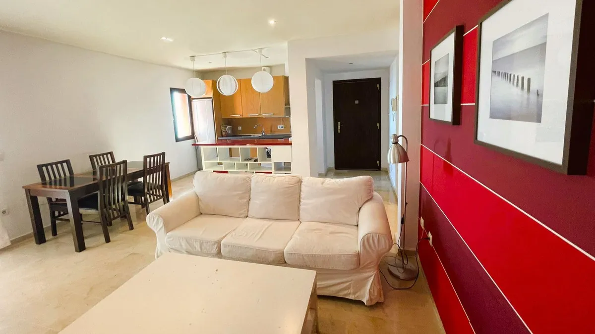 51550090-7aec-48f8-869b-de26843119f1