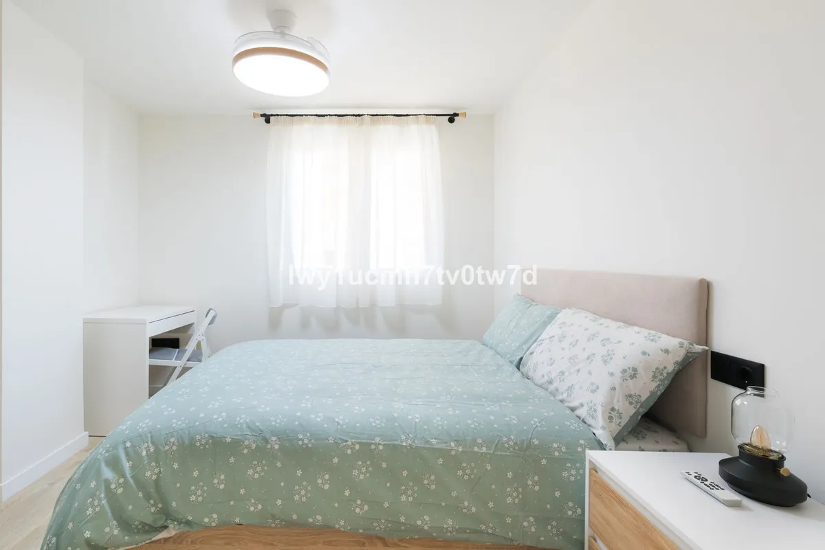 125b8f11-9b8f-428c-b9bf-2c92c6de183b