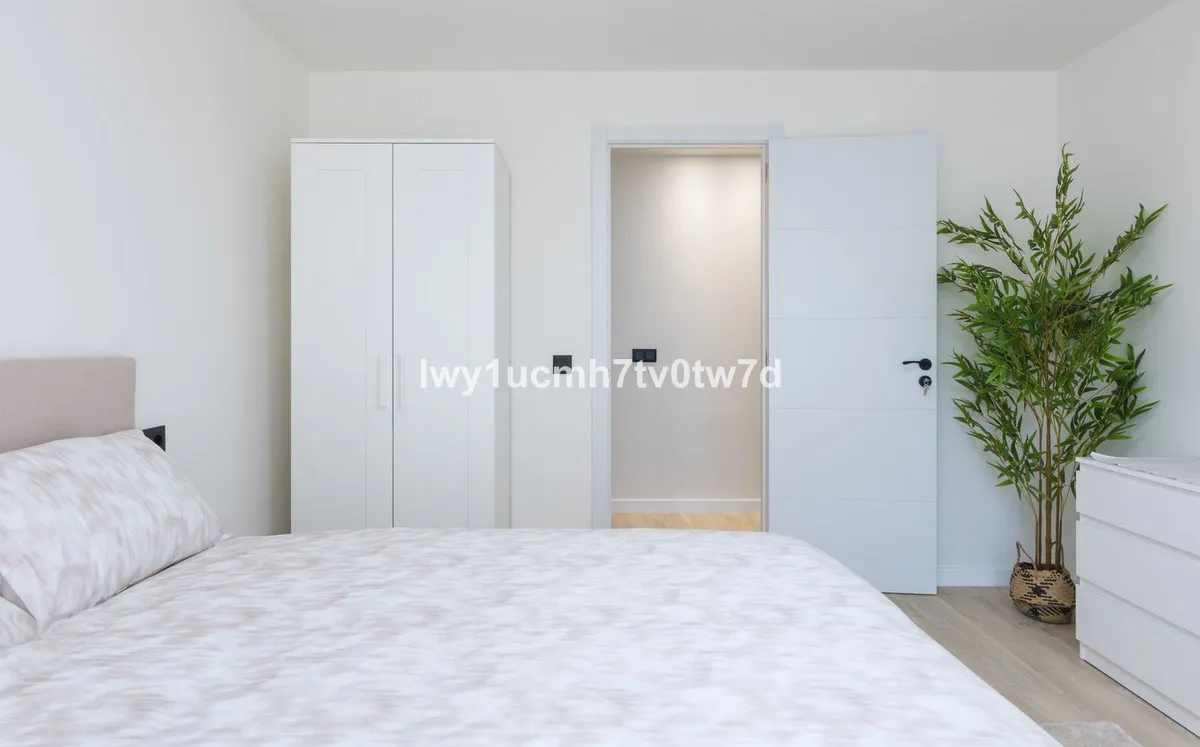 e768fde4-5b25-4481-8dce-ea94775752af