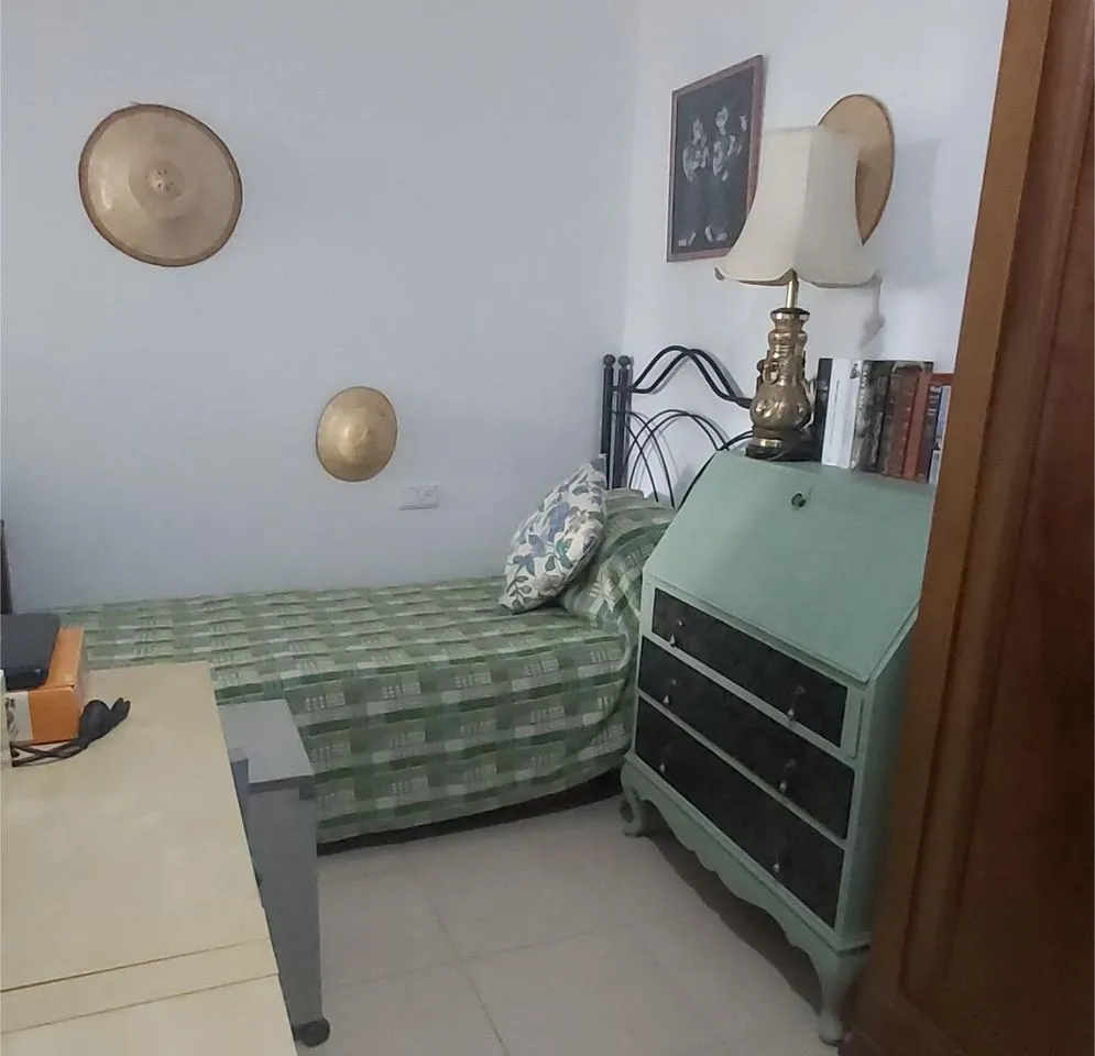 cb065001-2039-475b-b9f3-812dd3cb10c9