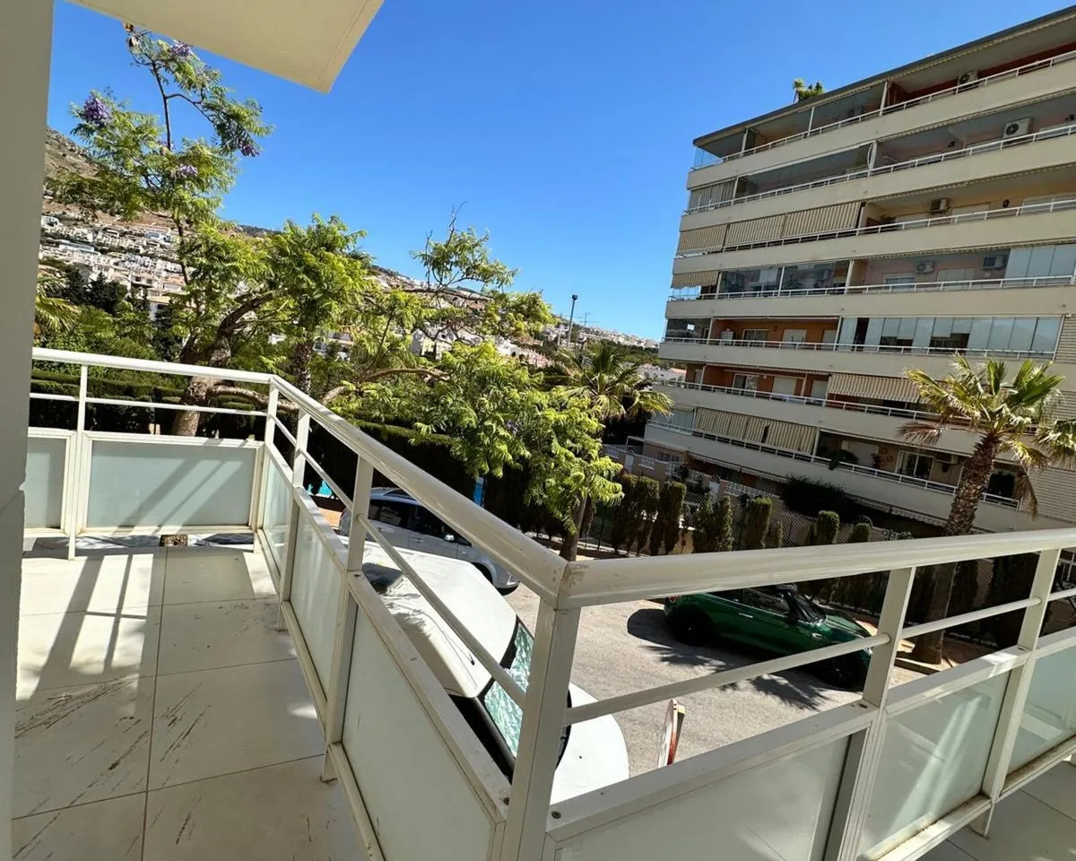 5f517f5f-0dc8-4446-b528-d2cdd9cabbfa