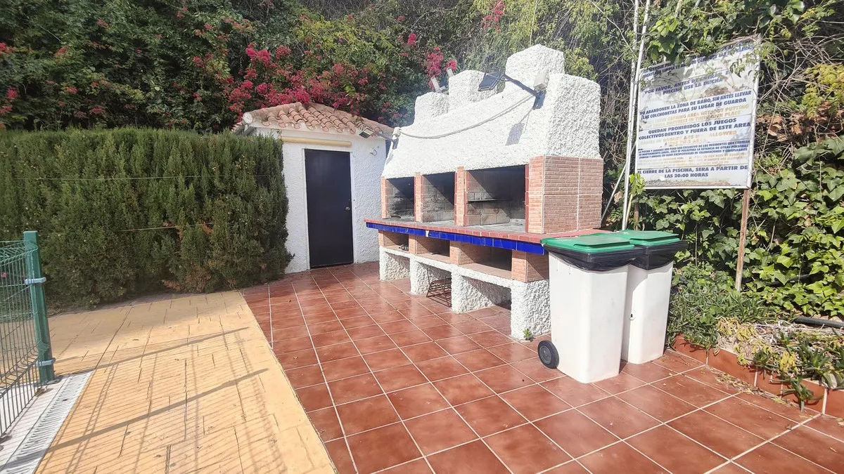 3f8dec9a-cd90-4a26-b983-2fa3a407d9cf