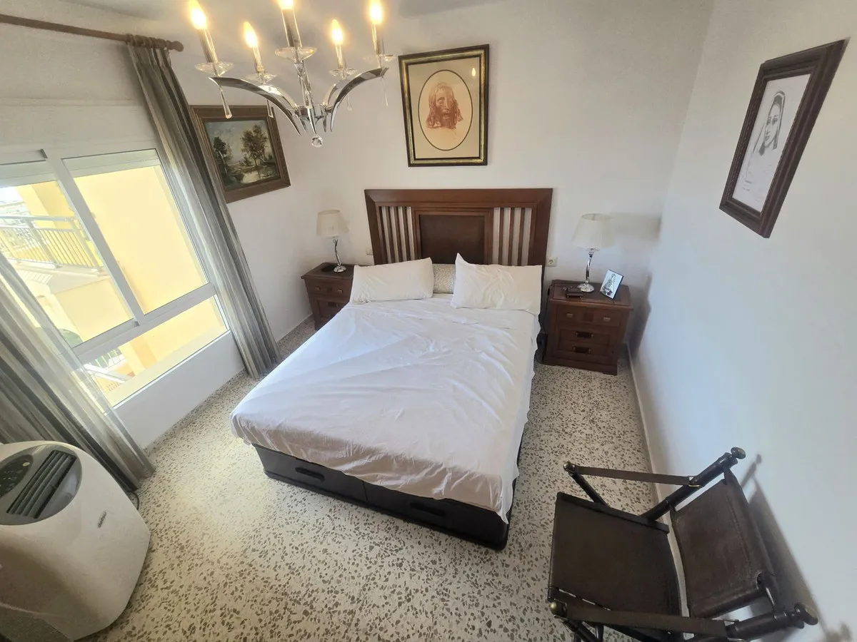 86c06951-3059-4737-b4ae-30a47eea3a7e