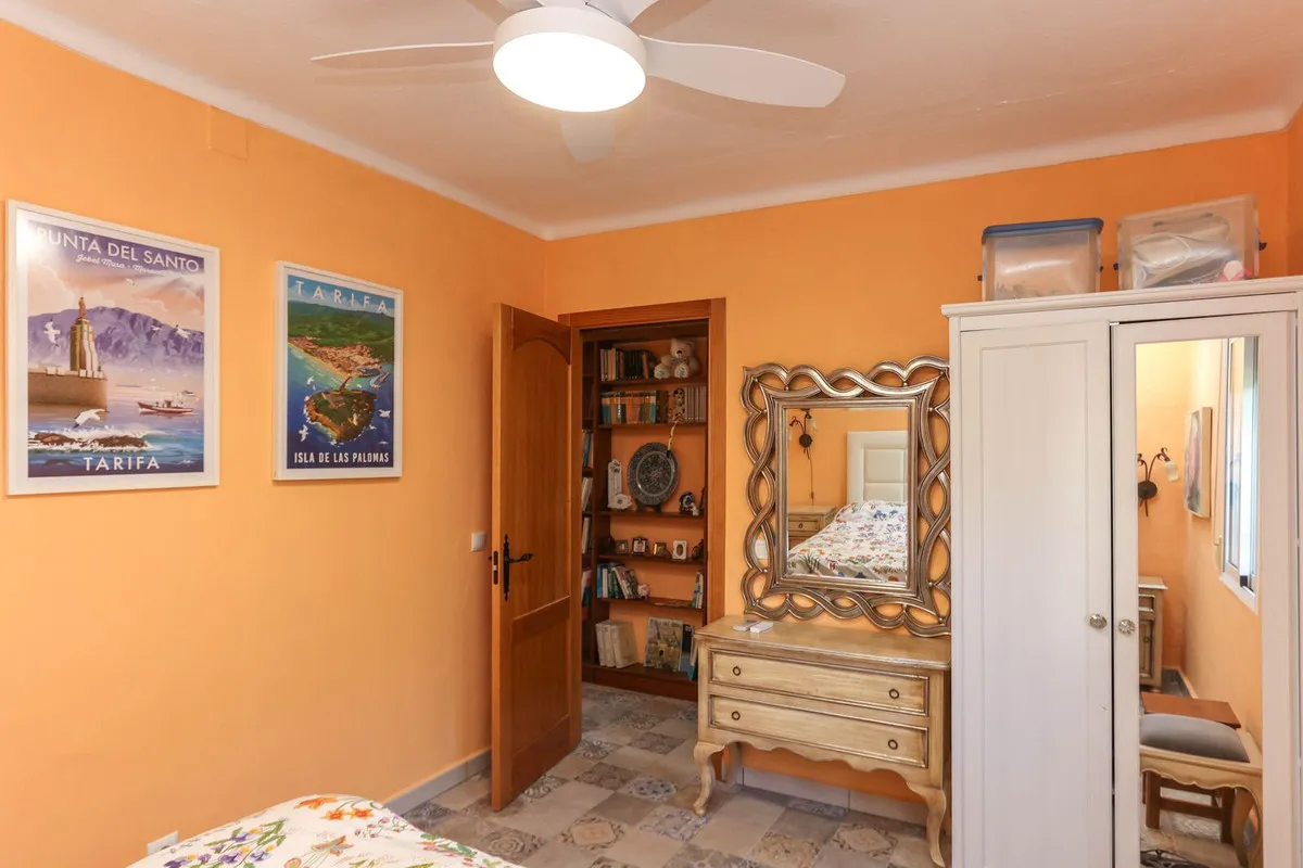 3b1ba395-228a-48a3-9038-171708d1e7a1