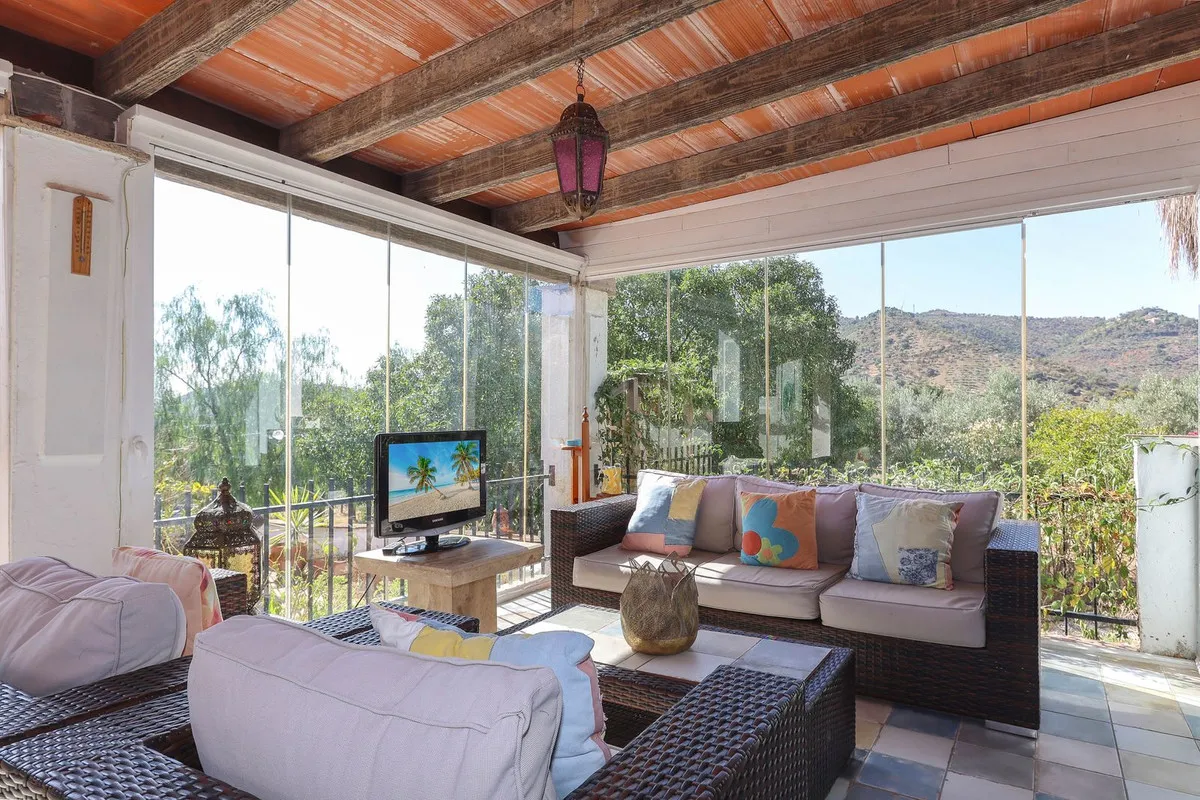 3d3f0c9c-6d3b-4a80-b651-0f2a634f0b92