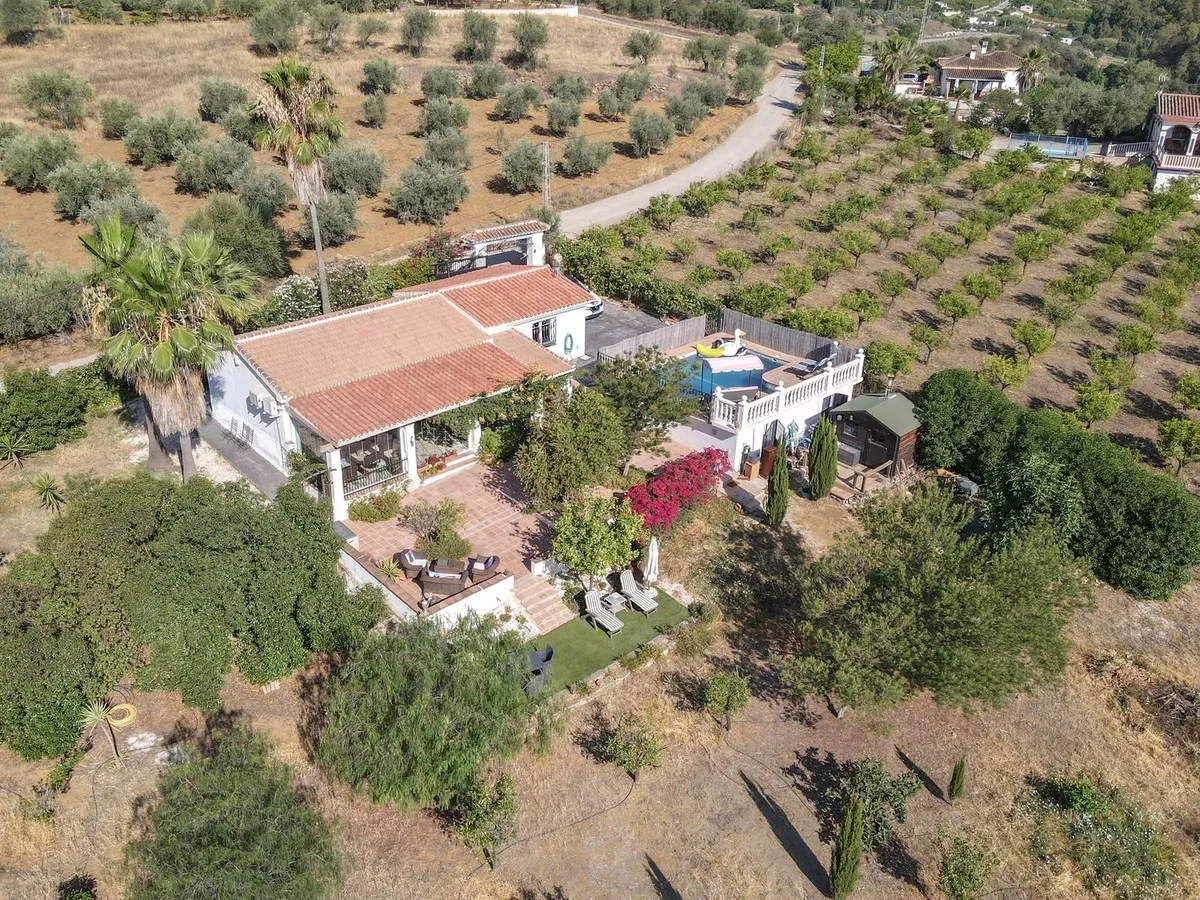 72b48582-5f2a-4be5-b9dd-81419c74b05f