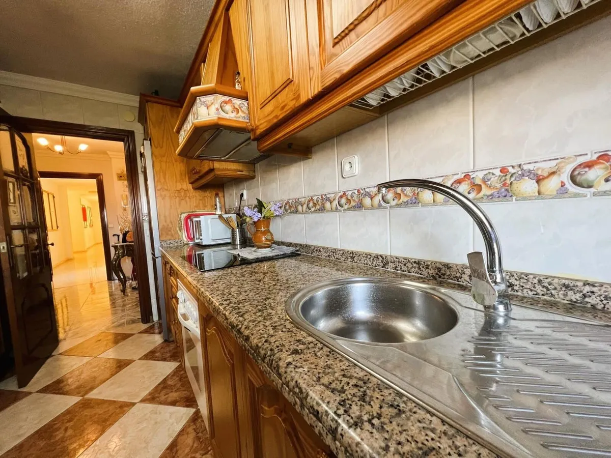 08eda9fe-fc33-45cf-9ee4-56542a498caf