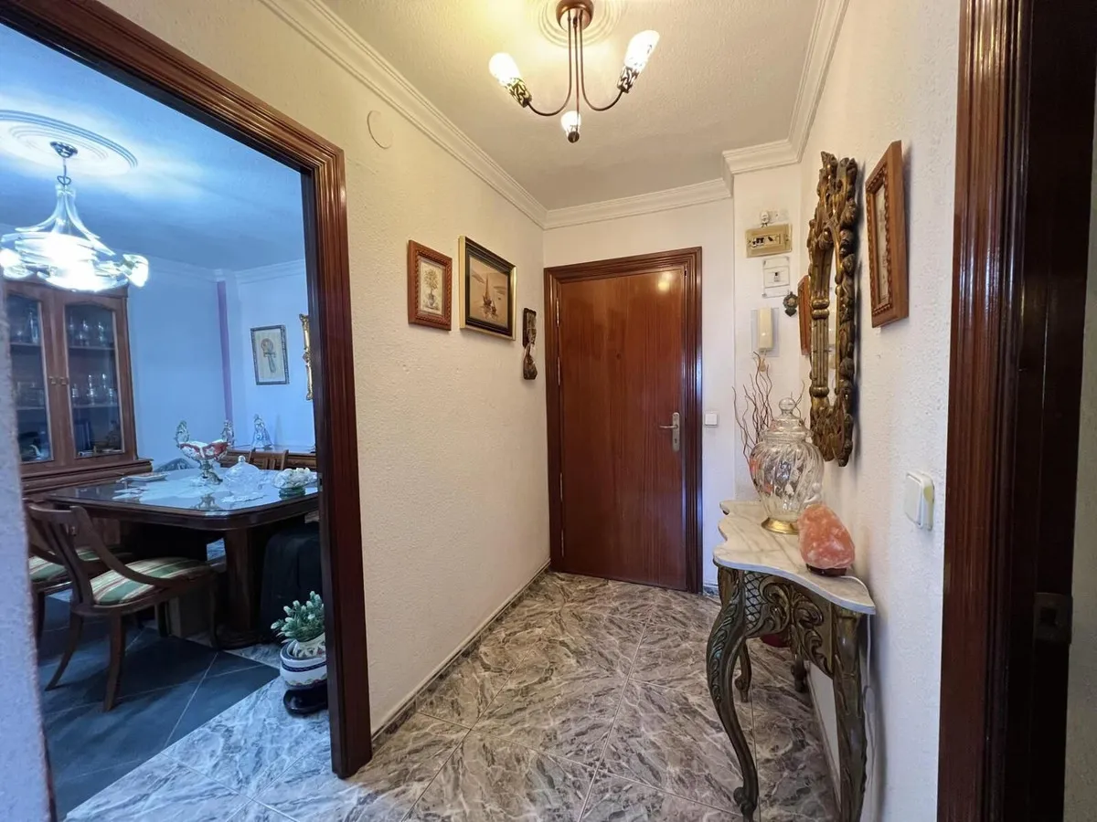 daa7948f-ae28-424c-b866-a0fda50e03be