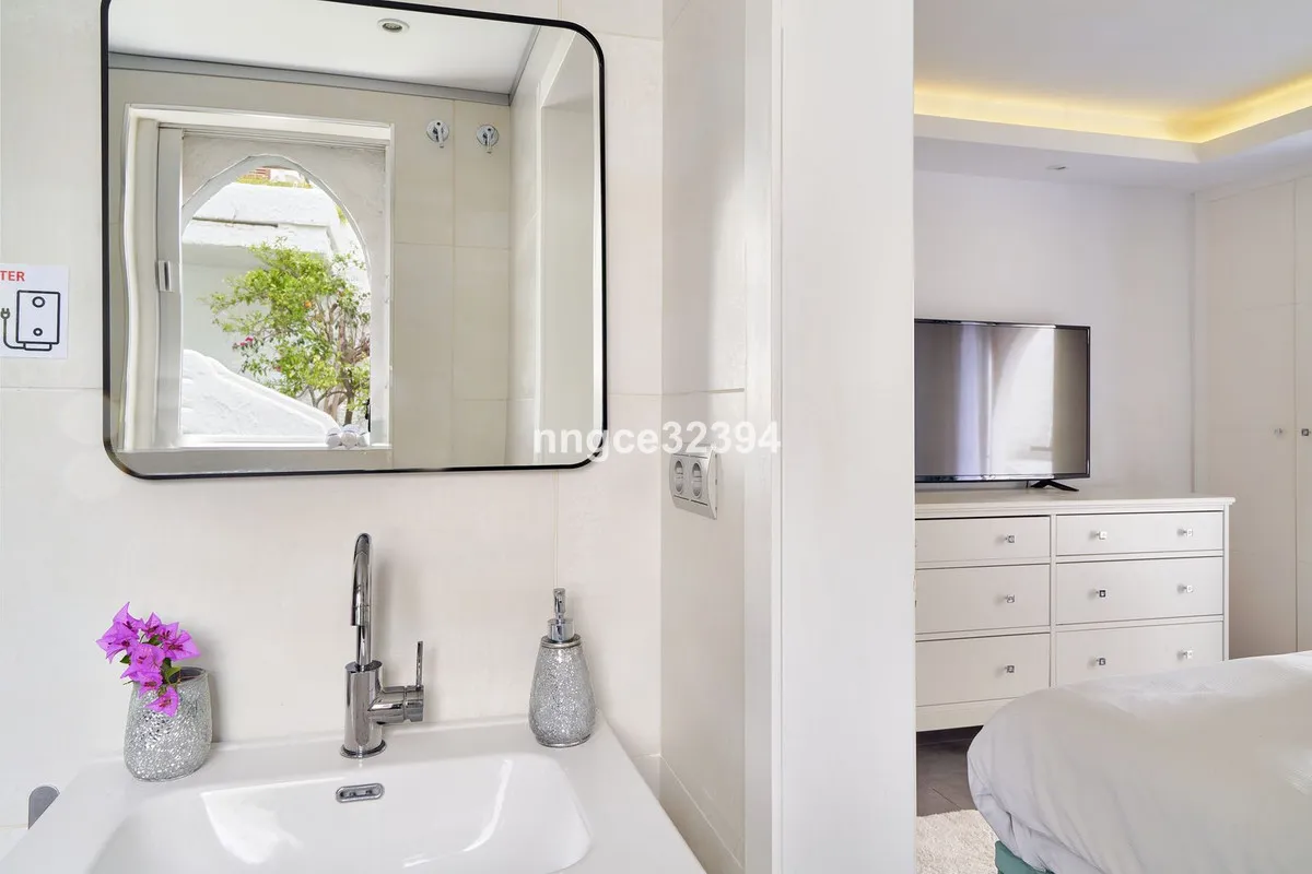 7ce3edb0-a7ec-4670-b24a-ad51e077b724