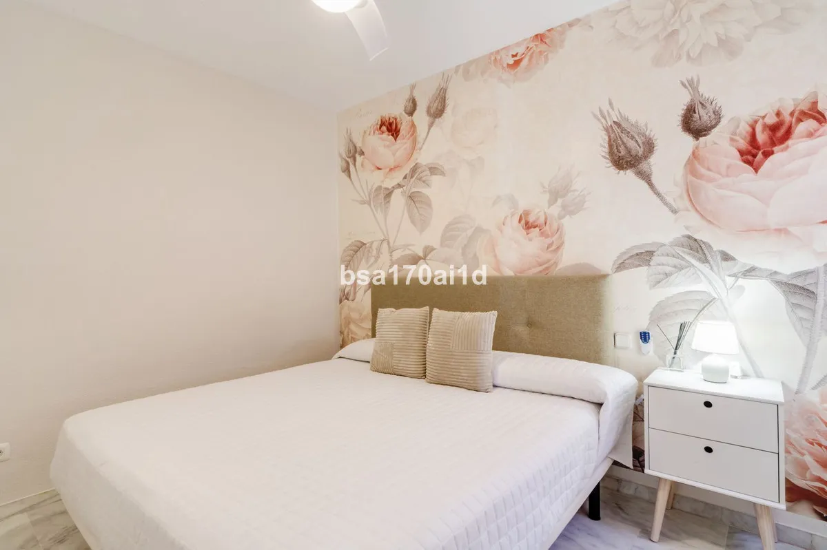 96fd15ac-5378-4c49-b7d3-7a3684f23bfa