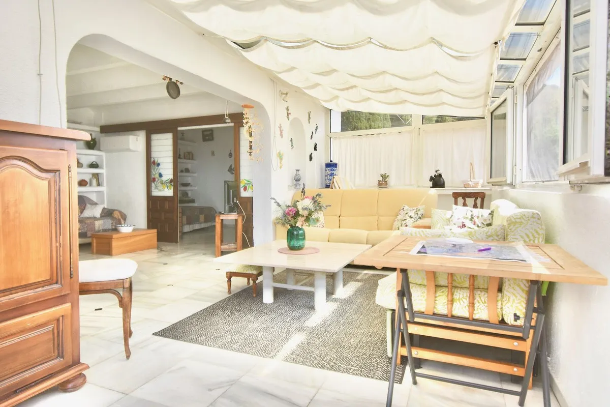 cd044277-a069-4265-815a-d41b986bea1c