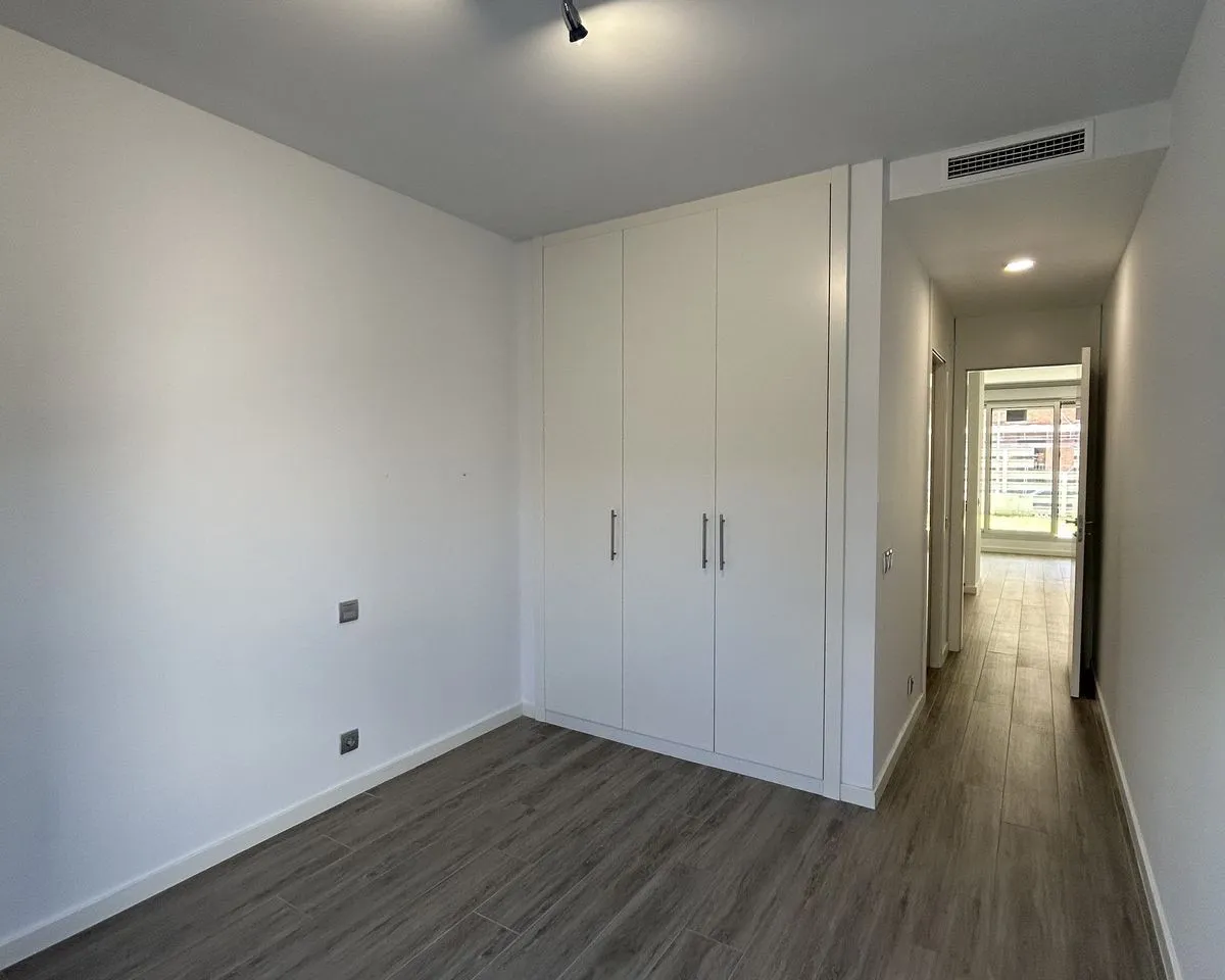 b63fd4a1-96dc-44b0-b220-9549bf15a9f4