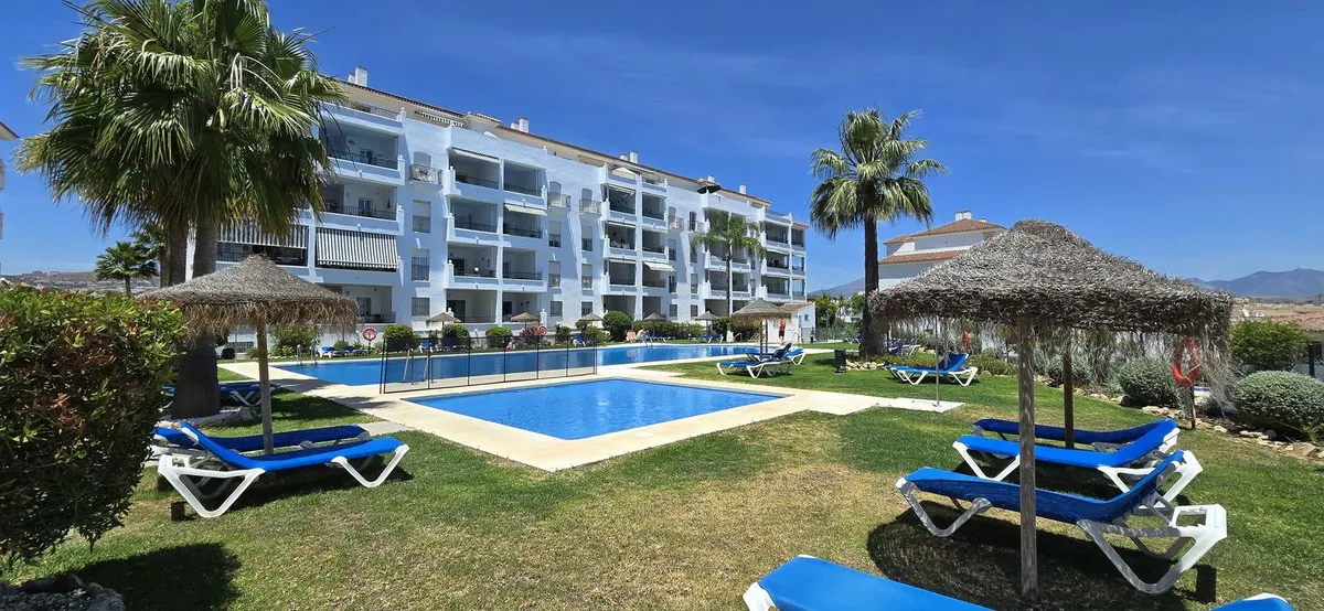 33f4f7eb-2711-453e-91fa-316e9004e3af