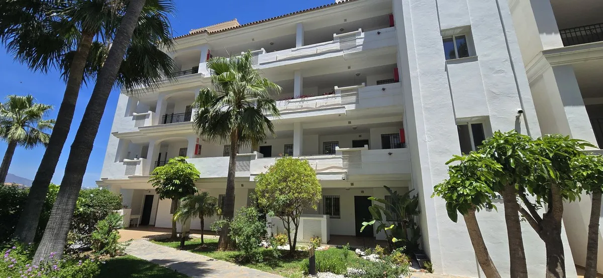 39d39d8c-2e1a-46da-a988-c6ddde8296e8