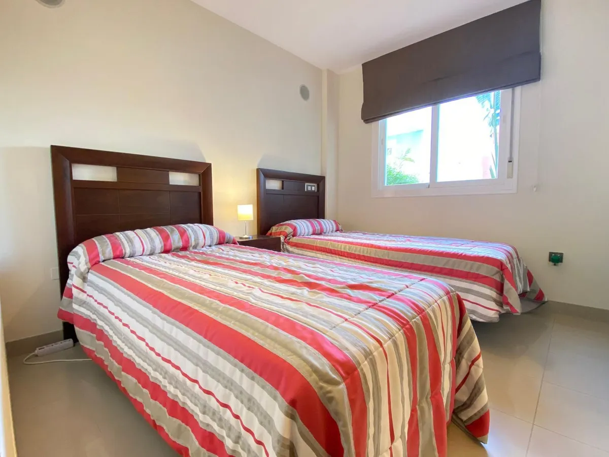 e978c07e-93ed-45aa-8263-d8dc55795f7e