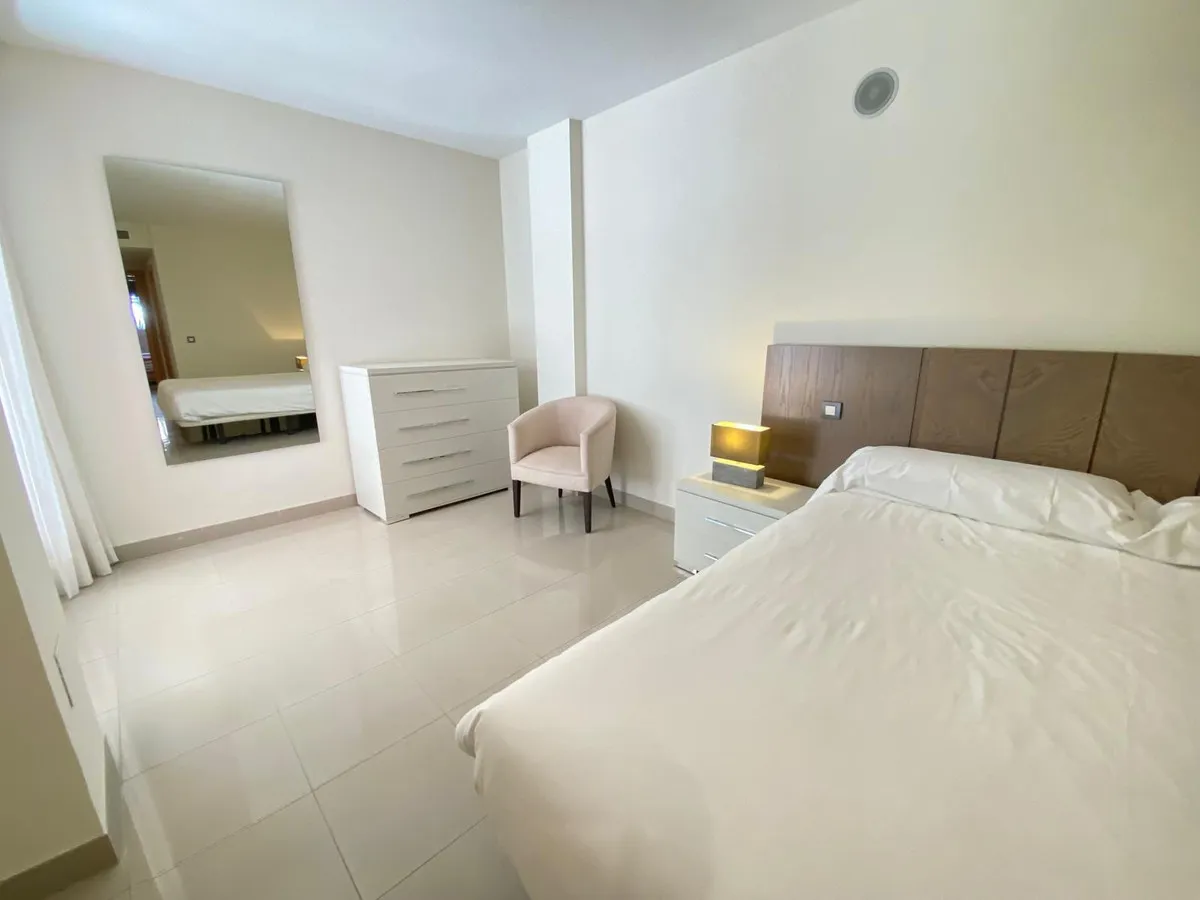 ffb7ea7f-b5d0-4358-aa69-b53d25b6f793