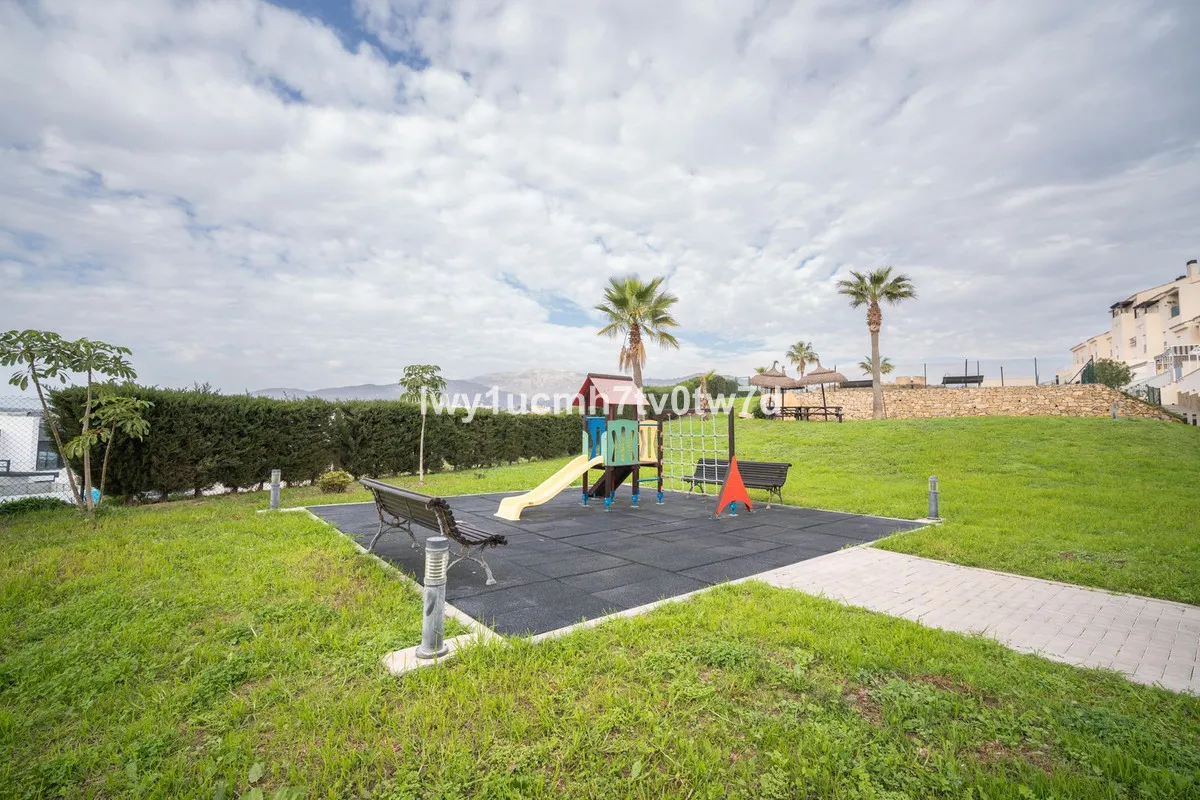 1ba8d680-8bb4-4d47-b8b1-5adbcd4e5a60