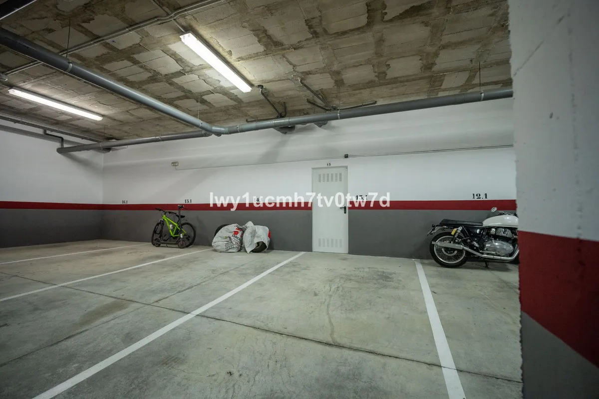 27fbf6cc-f3a4-4be0-b0a4-f44784a56175