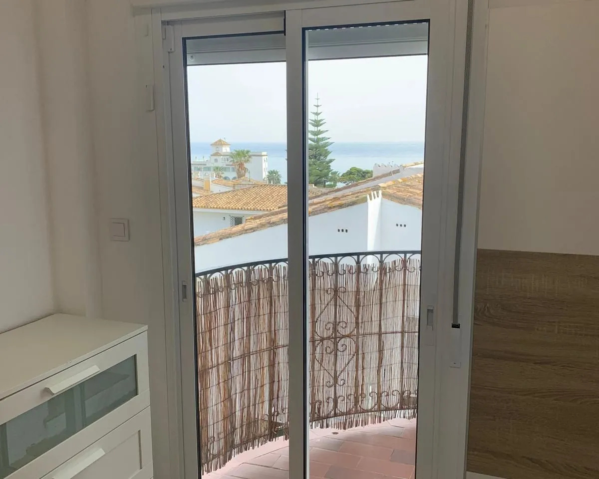 a0d26fe7-58ec-451b-9714-d8a234d51f58