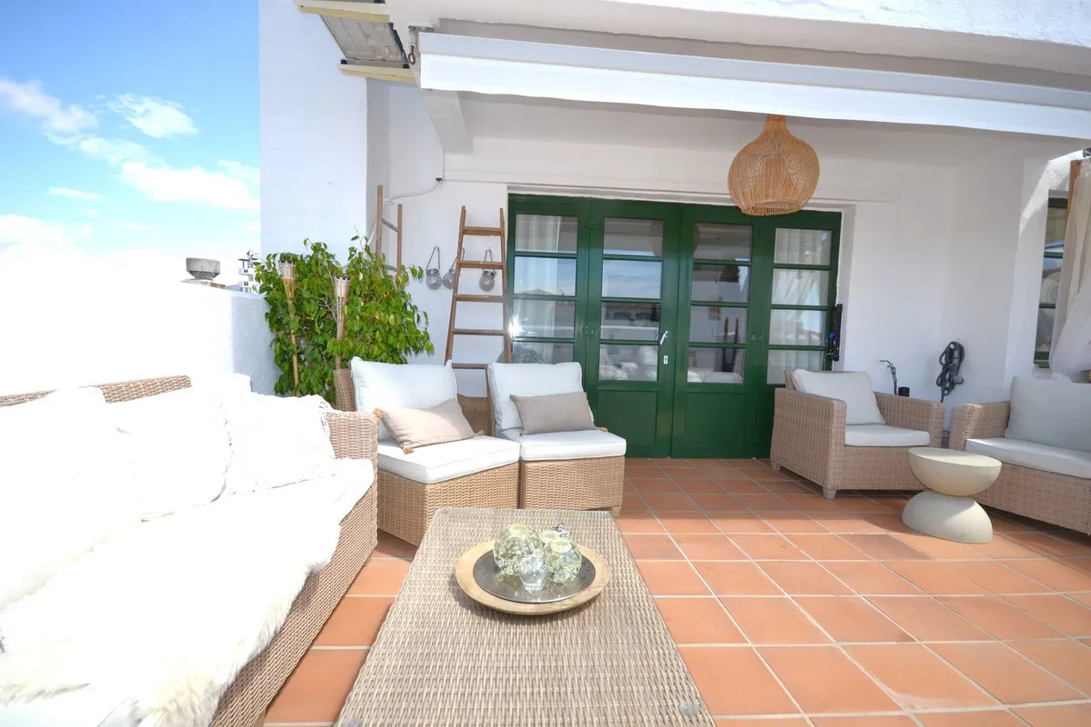 585d32b1-cb51-4f19-8e99-85e9bafe2d01