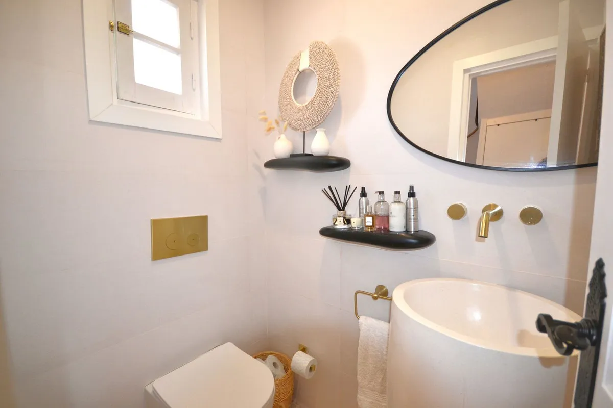 69c8f51e-1967-4221-93b9-0dcce3433d63