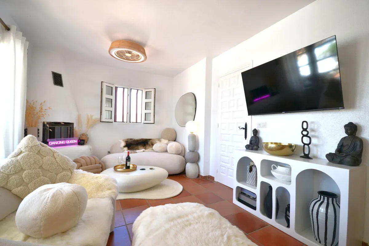 6fa669fa-93cd-4a01-92c2-73f89eb2209a