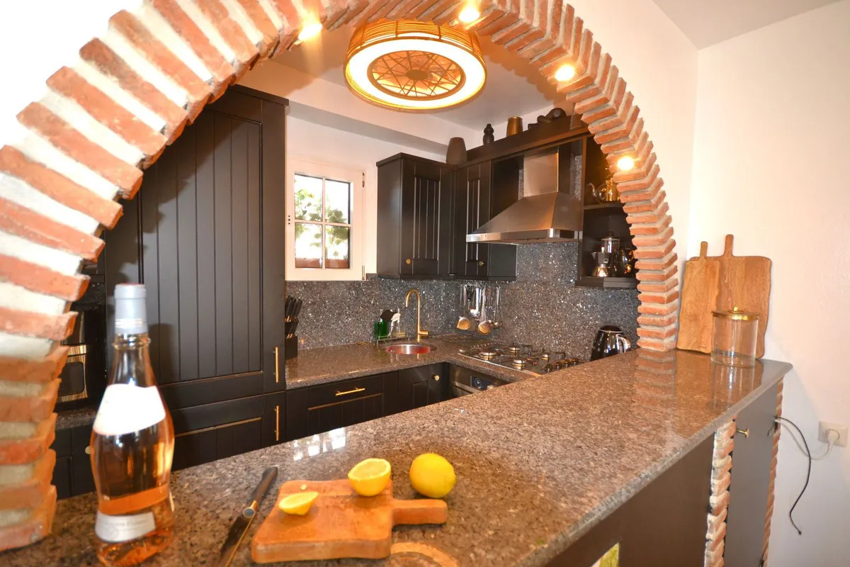 868a2b74-1064-4856-8022-3617d9caed7a