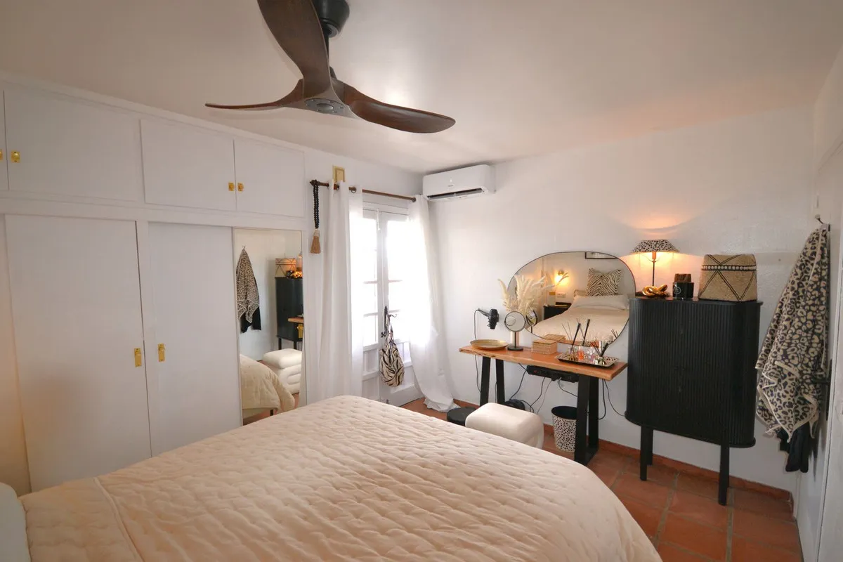 9a7d5368-1a9d-4d5a-827d-c76cdf398354