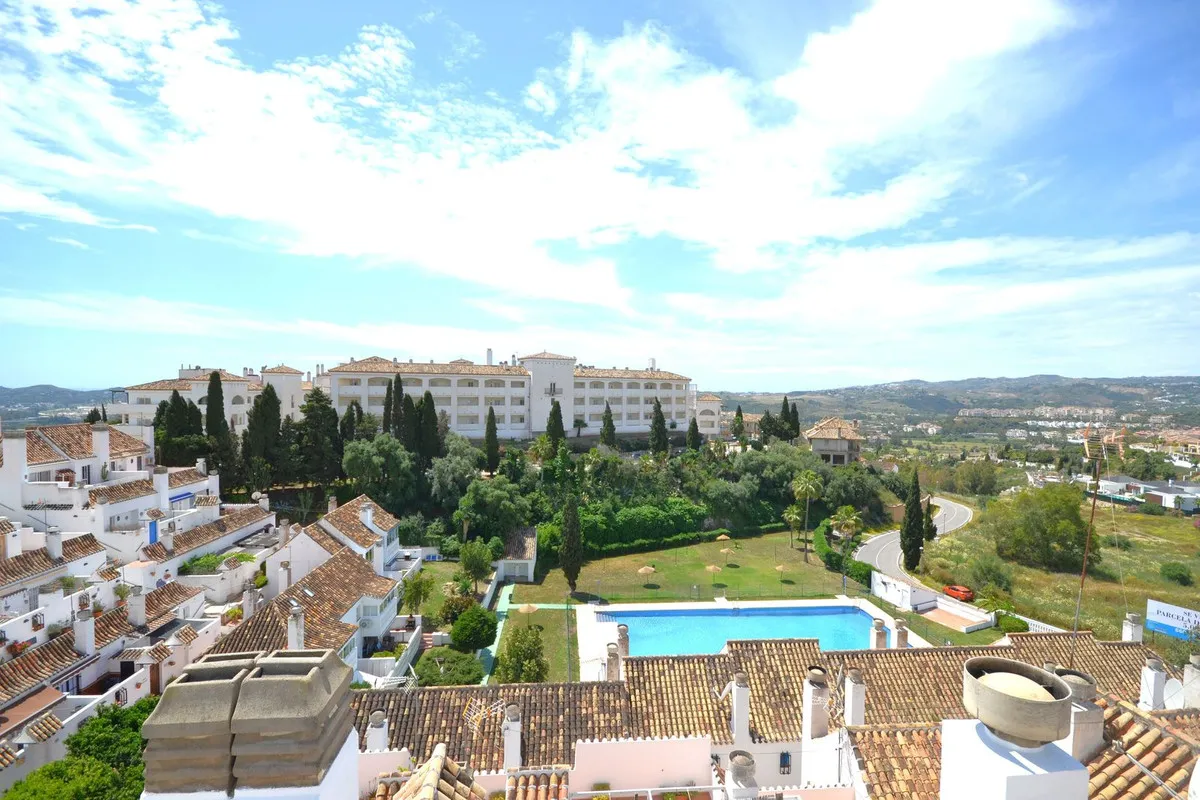 d85d7e4c-b7a2-4acb-b7fa-62dbf2a38357