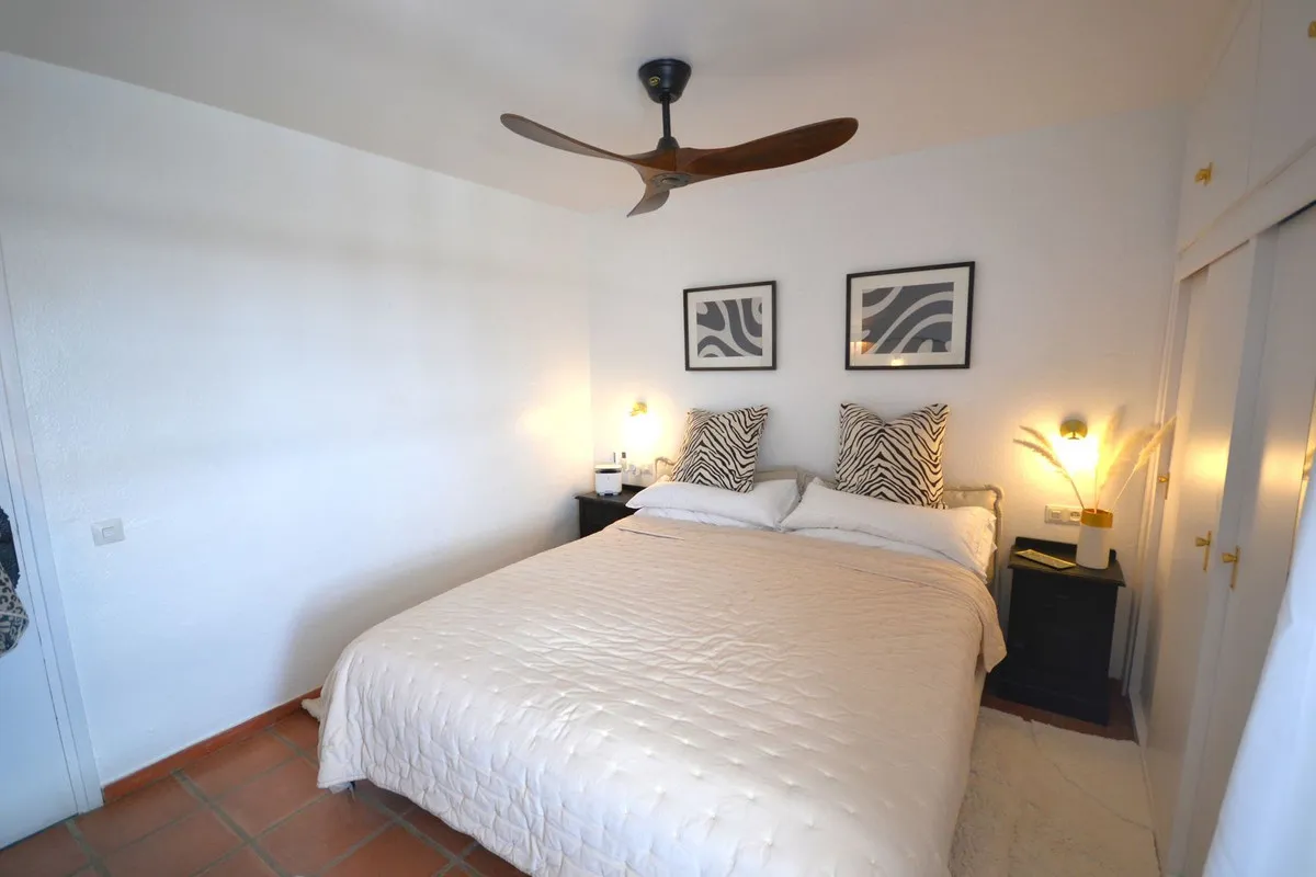 e1d477c8-bfaf-4c81-8986-d742d753479a