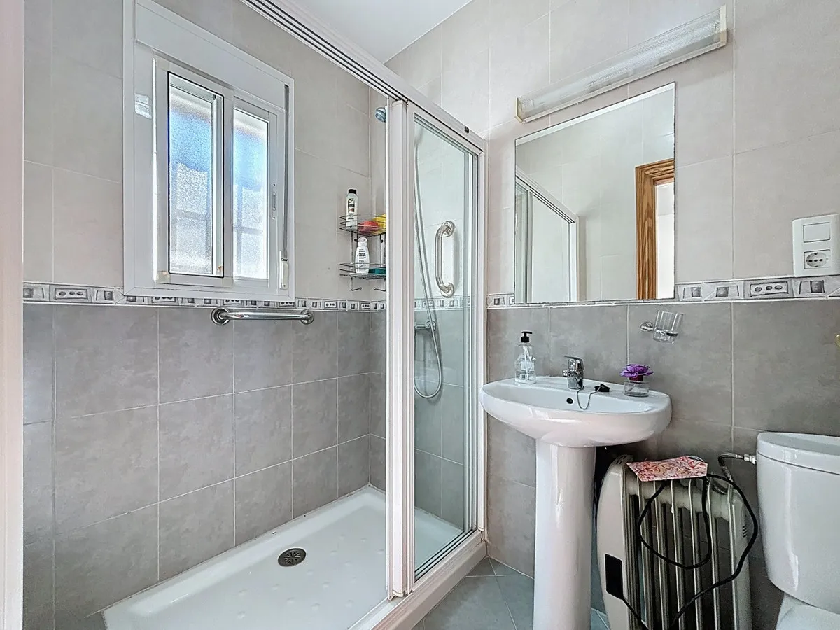 178fc5f3-56f9-4d70-8810-06c90eed98c5