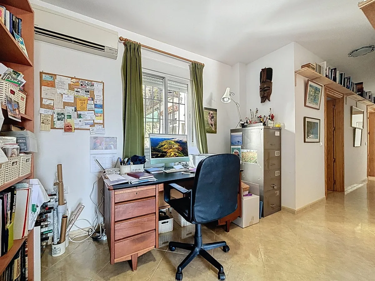 1ebb1fe8-4d35-437b-91a6-0e5052569f9f