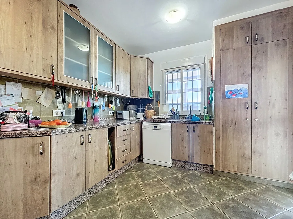 398e4a12-0308-4181-93f3-8e09a3aff389