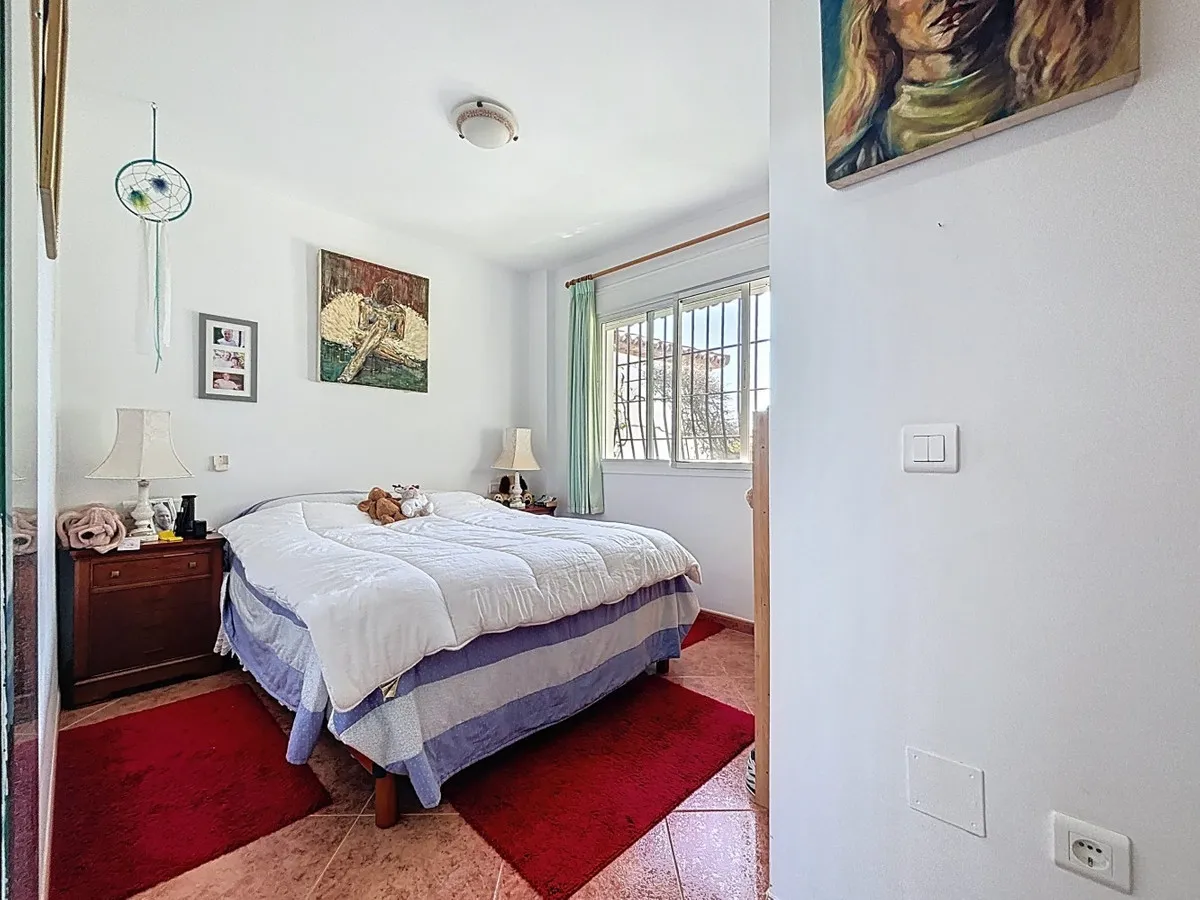 52764df2-9940-457a-8be4-0be97106f603