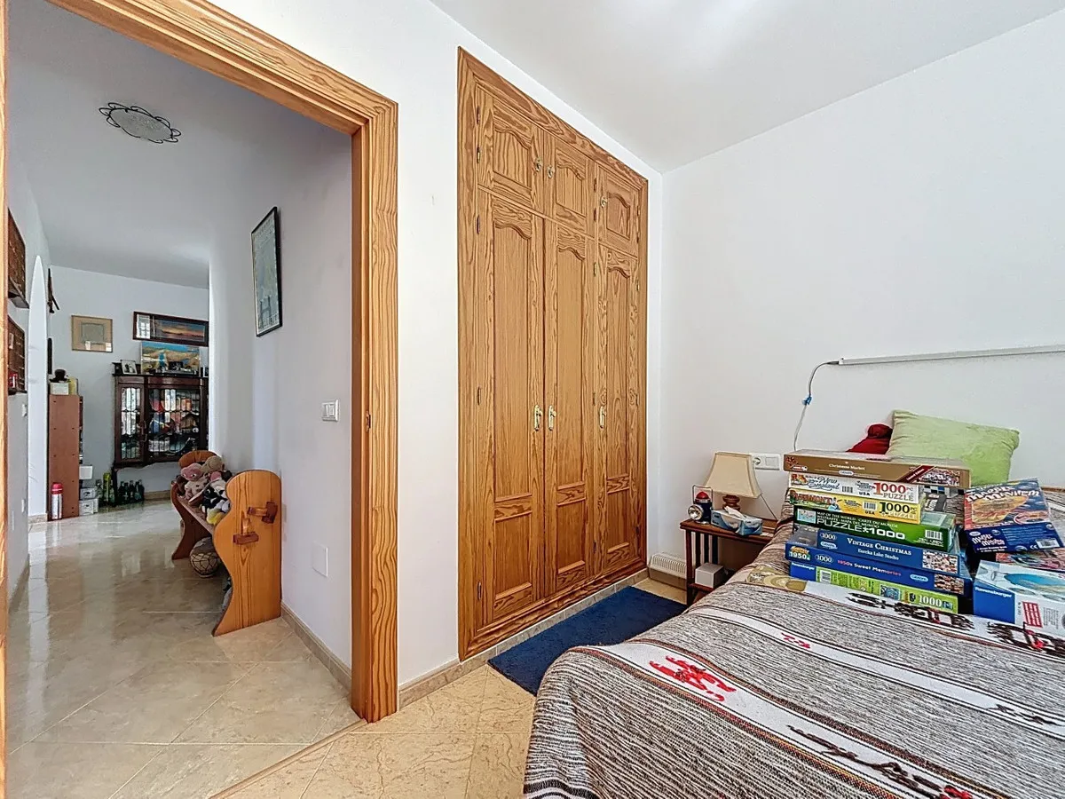 d259e55f-995d-45c3-aaeb-036b6902bf6d