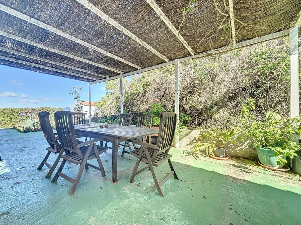 d7d89e7e-d6a7-4f1d-bab0-76faa76c9ac3