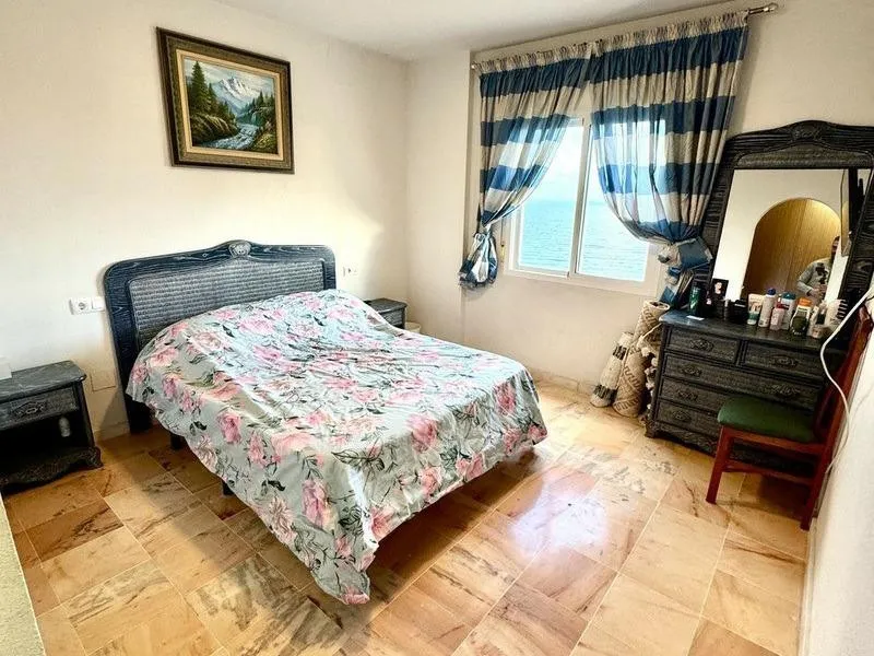 1e94247f-38ac-4b61-9eea-0f322fcc5dc3