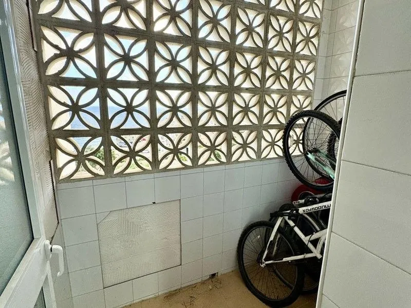 6f7867e5-dfad-43de-9e58-272a3fc24e72