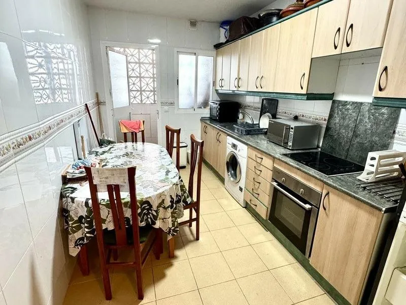 831bf199-92a1-4d5e-bec6-6b975259c16b