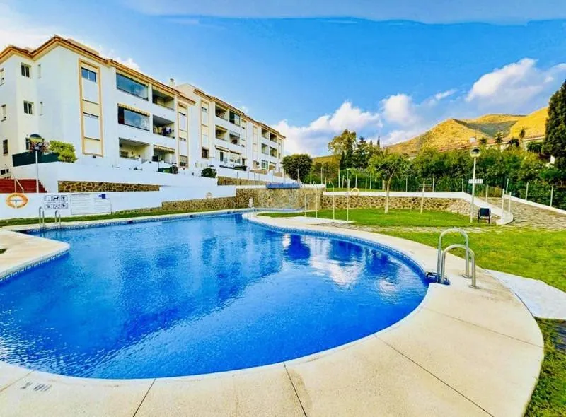 d83540df-54bc-46fe-8677-d330346d9b15