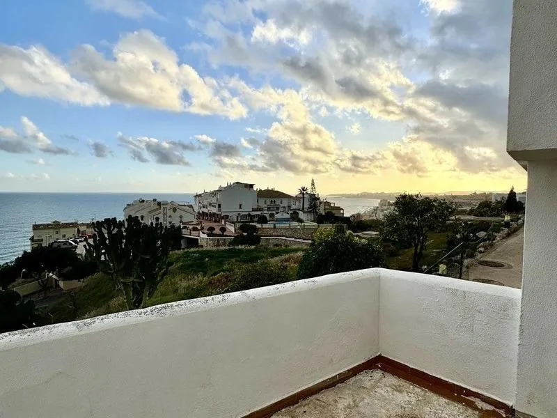 e01749cc-c4e6-4cdd-9c34-0e9bd5a7df48