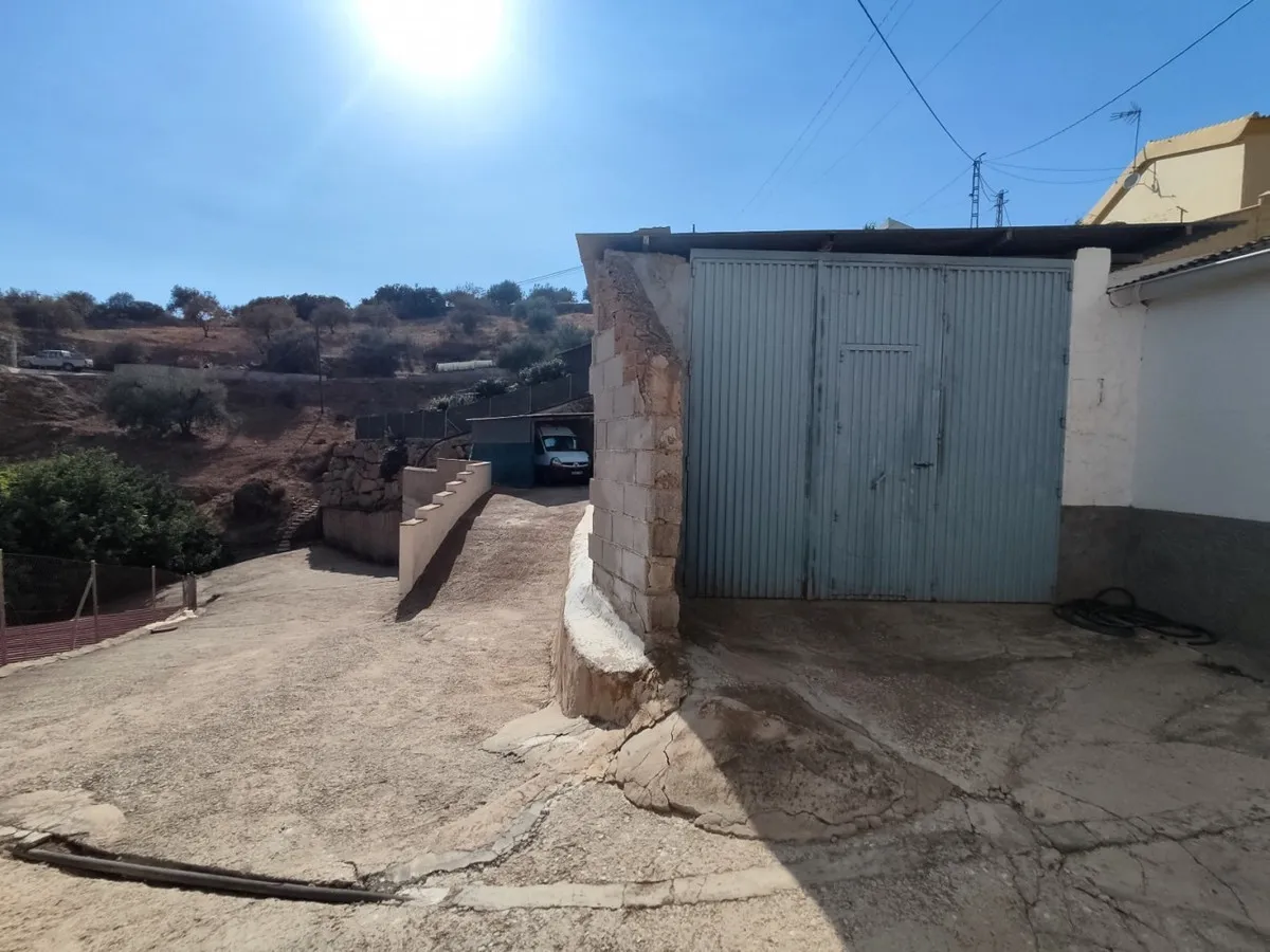 204fc857-561e-40f9-b347-b95f5fa26d20