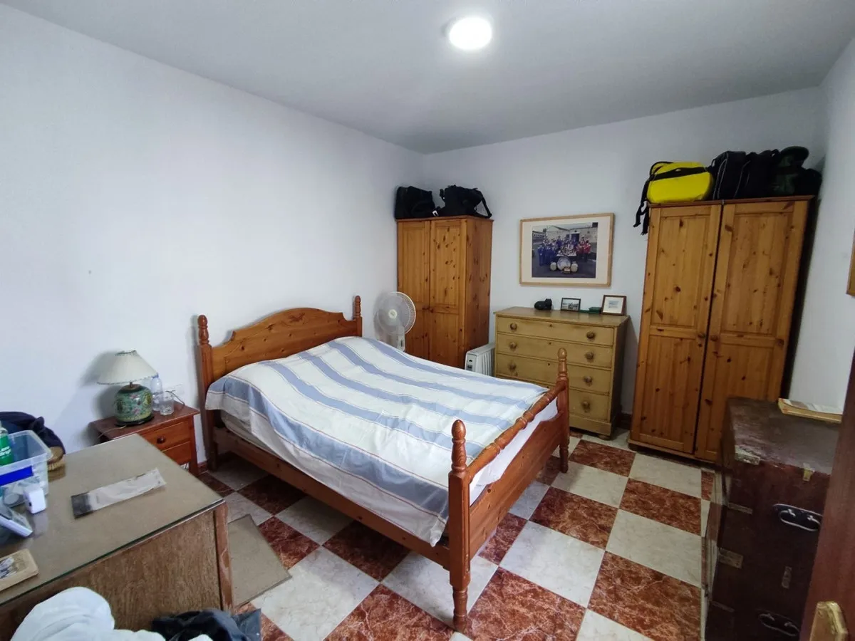 6a8cd247-4e74-42f8-8ea6-a809acfceba5