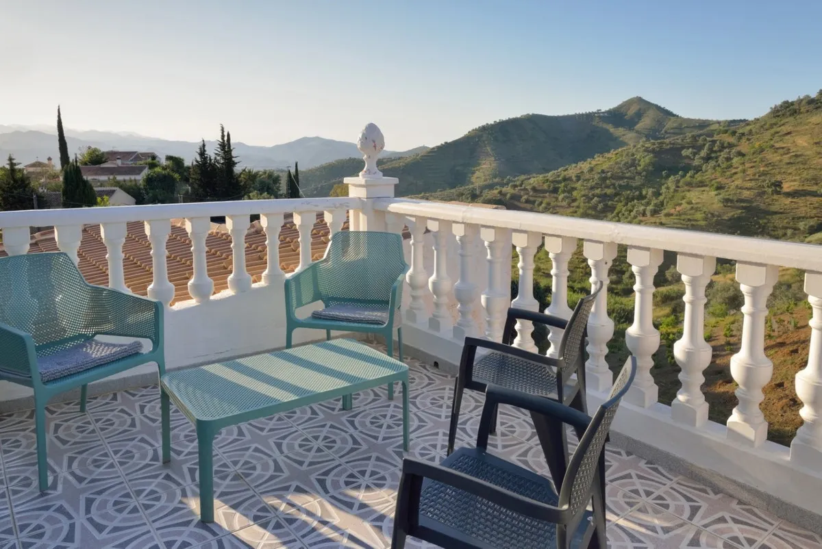 83ec762a-a8c0-402b-b959-8be67cad86d7