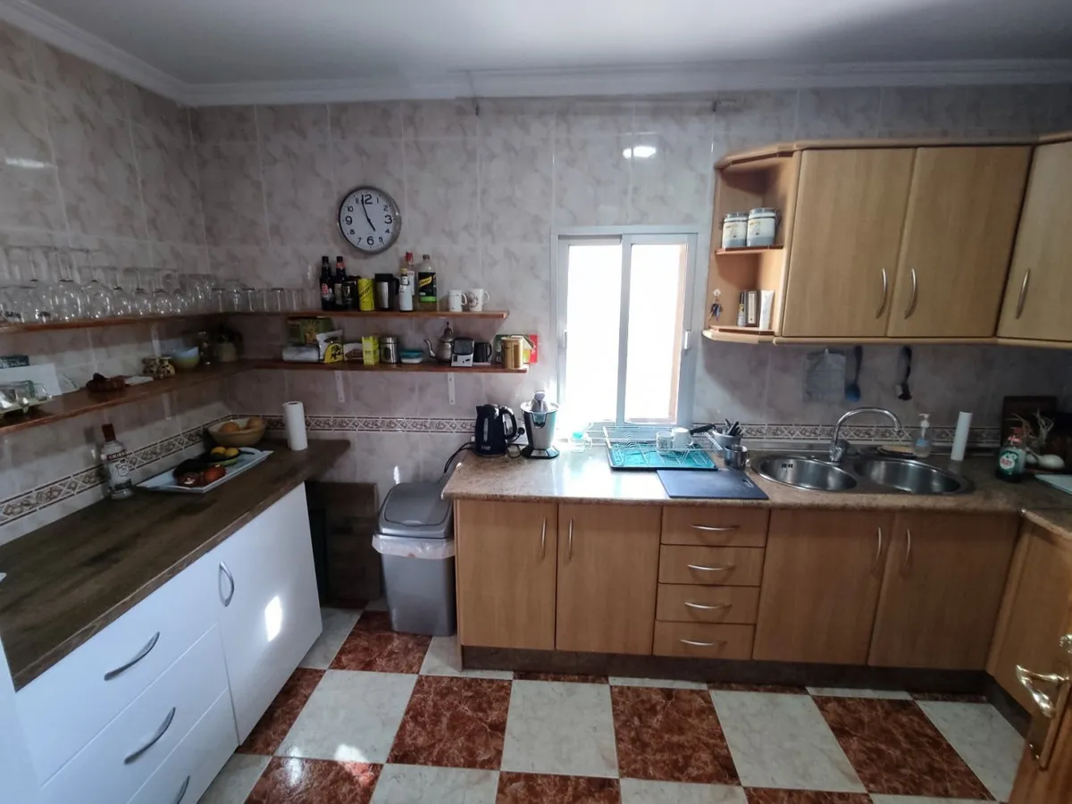 f769a16b-34de-4054-82ab-45fe898883fb